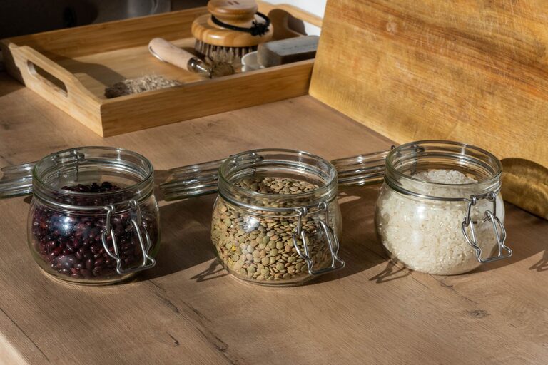 How to Plan Meals from Pantry Staples for Easy Cooking